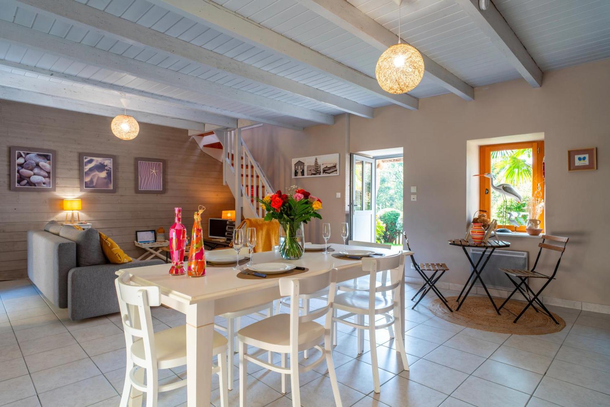 La Libellule - Charmante Maison Avec Jardin A Séné Exterior foto